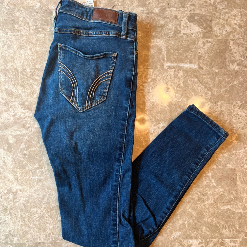 Hollister Mid-Rise Super Skinny Jeans
